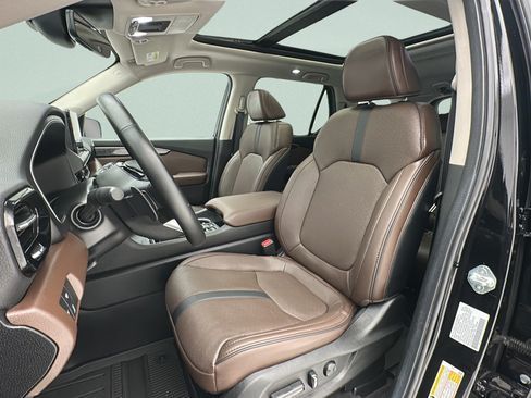 Used 2025 Honda Pilot Elite image 16