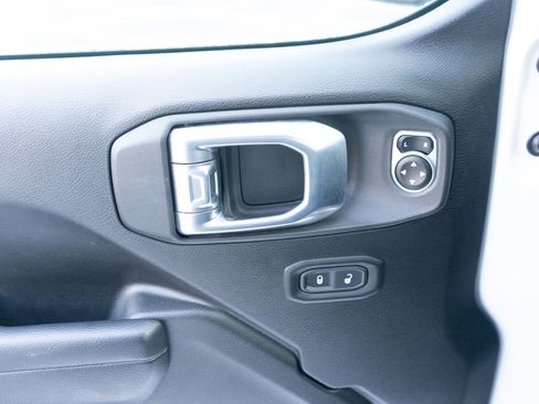 Used 2021 Jeep Wrangler Unlimited Sport image 14