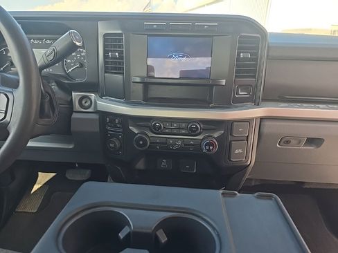 Used 2024 Ford F250 XLT image 24