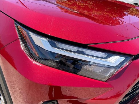 Used 2025 Toyota RAV4 XLE FWD image 27
