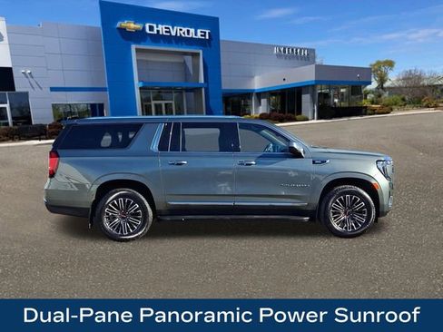Used 2023 GMC Yukon XL SLT image 10
