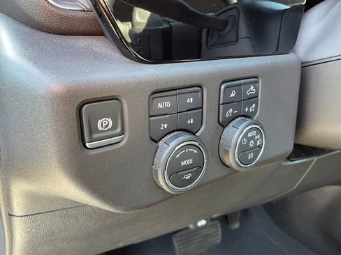 Used 2024 Chevrolet Silverado 1500 LTZ w/ LTZ Convenience Package II image 19