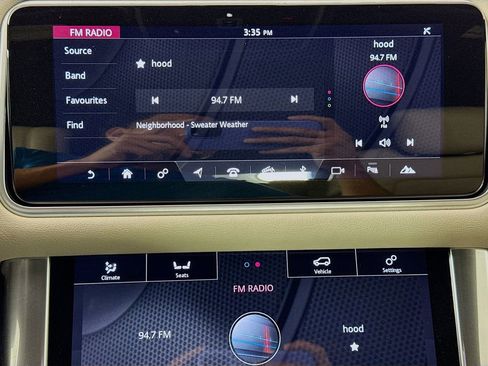 Used 2020 Land Rover Range Rover Sport HSE image 15