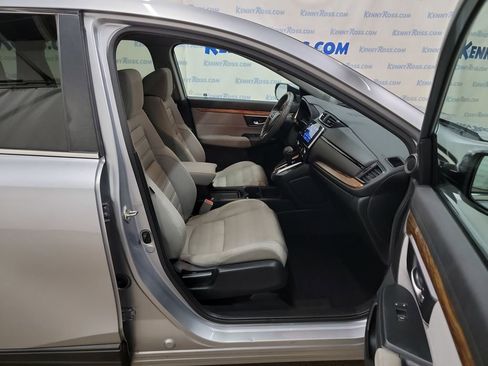Used 2017 Honda CR-V EX image 11