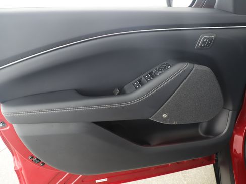 Used 2024 Ford Mustang Mach-E Premium image 8