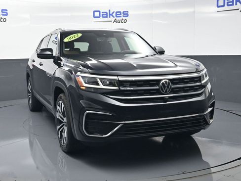 Used 2022 Volkswagen Atlas Cross Sport SEL Premium R-Line AWD/4WD image 3