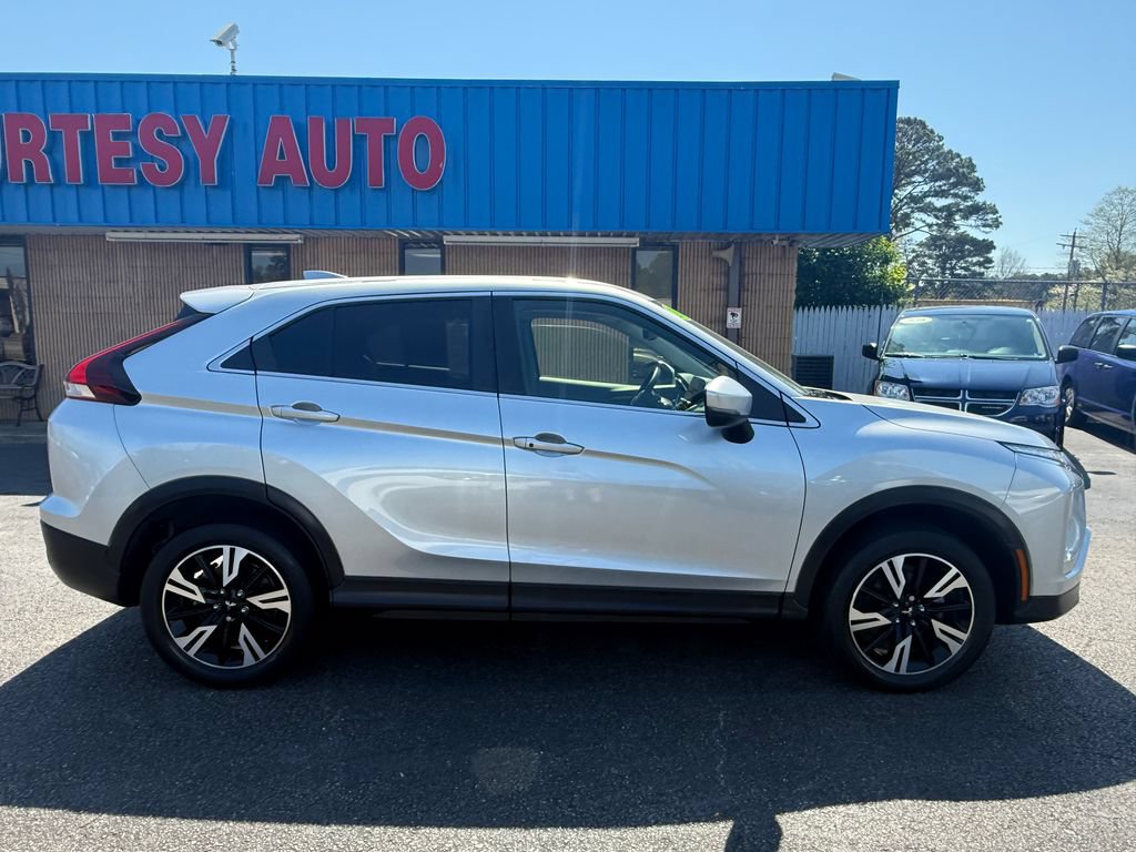 Used 2024 Mitsubishi Eclipse Cross SE AWD/4WD image 12