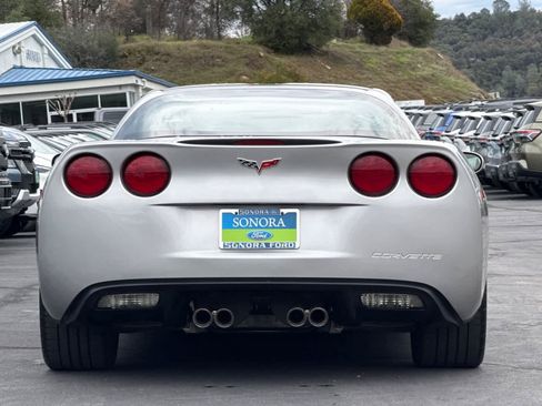 Used 2007 Chevrolet Corvette Coupe w/ Preferred Equipment Group image 5