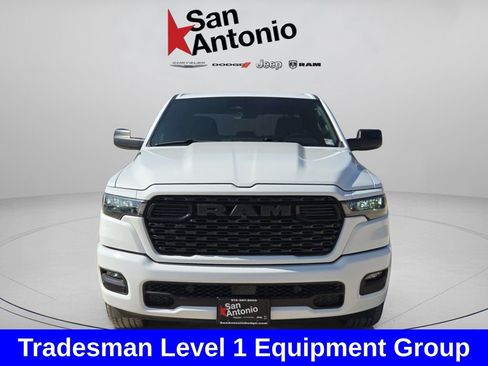 New 2026 RAM 1500 Express AWD/4WD image 3