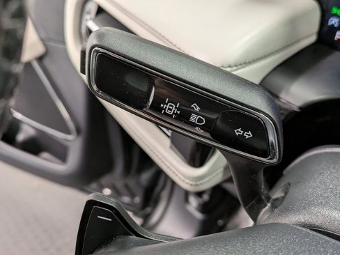 Used 2025 Lincoln Aviator Premiere image 16