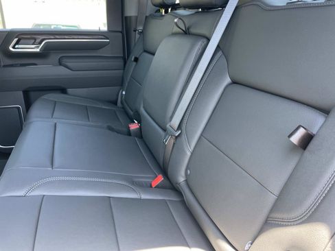 New 2026 GMC Sierra 2500 SLT w/ SLT Premium Package AWD/4WD image 23