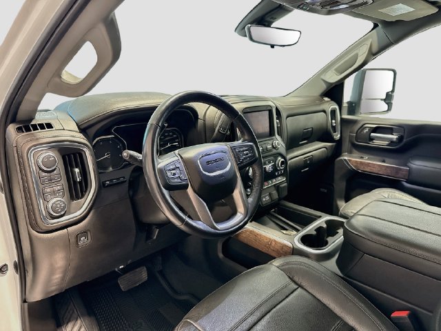 Used 2023 GMC Sierra 3500 Denali w/ Denali Ultimate Package AWD/4WD image 9