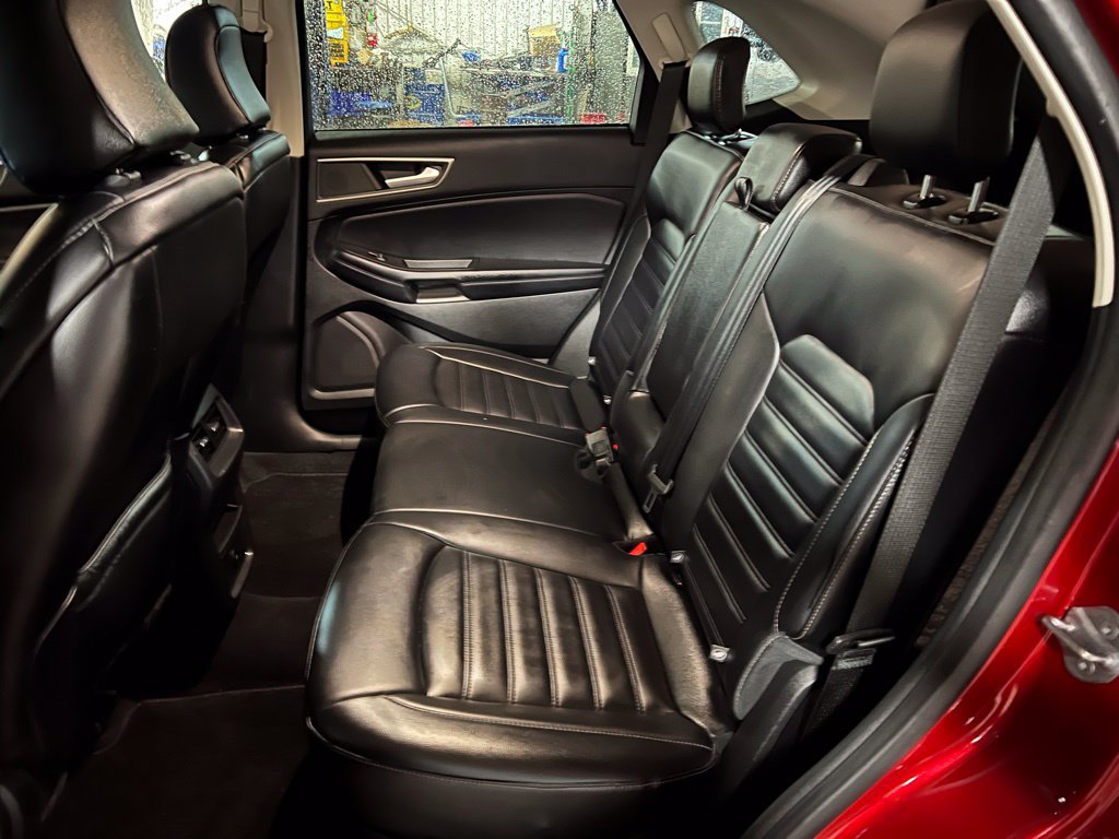 Used 2024 Ford Edge SEL AWD/4WD image 19
