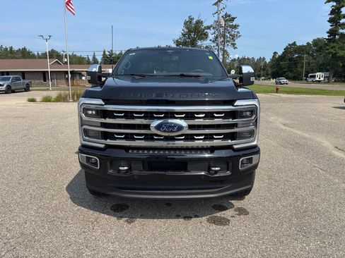Used 2024 Ford F250 Platinum AWD/4WD image 8