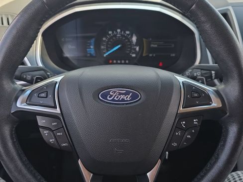 Used 2020 Ford Edge SEL w/ Convenience Package AWD/4WD image 13