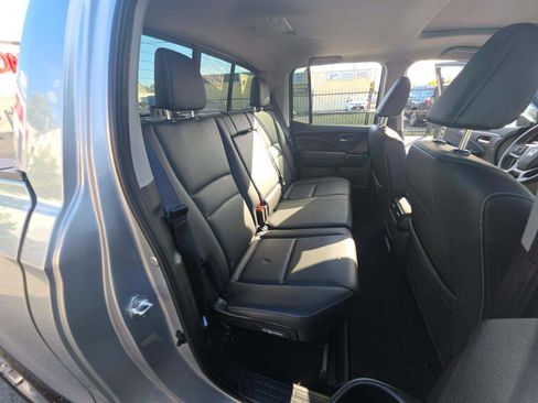 Certified 2025 Honda Ridgeline RTL image 13