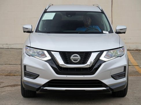 Used 2019 Nissan Rogue SV w/ Premium Package AWD/4WD image 45