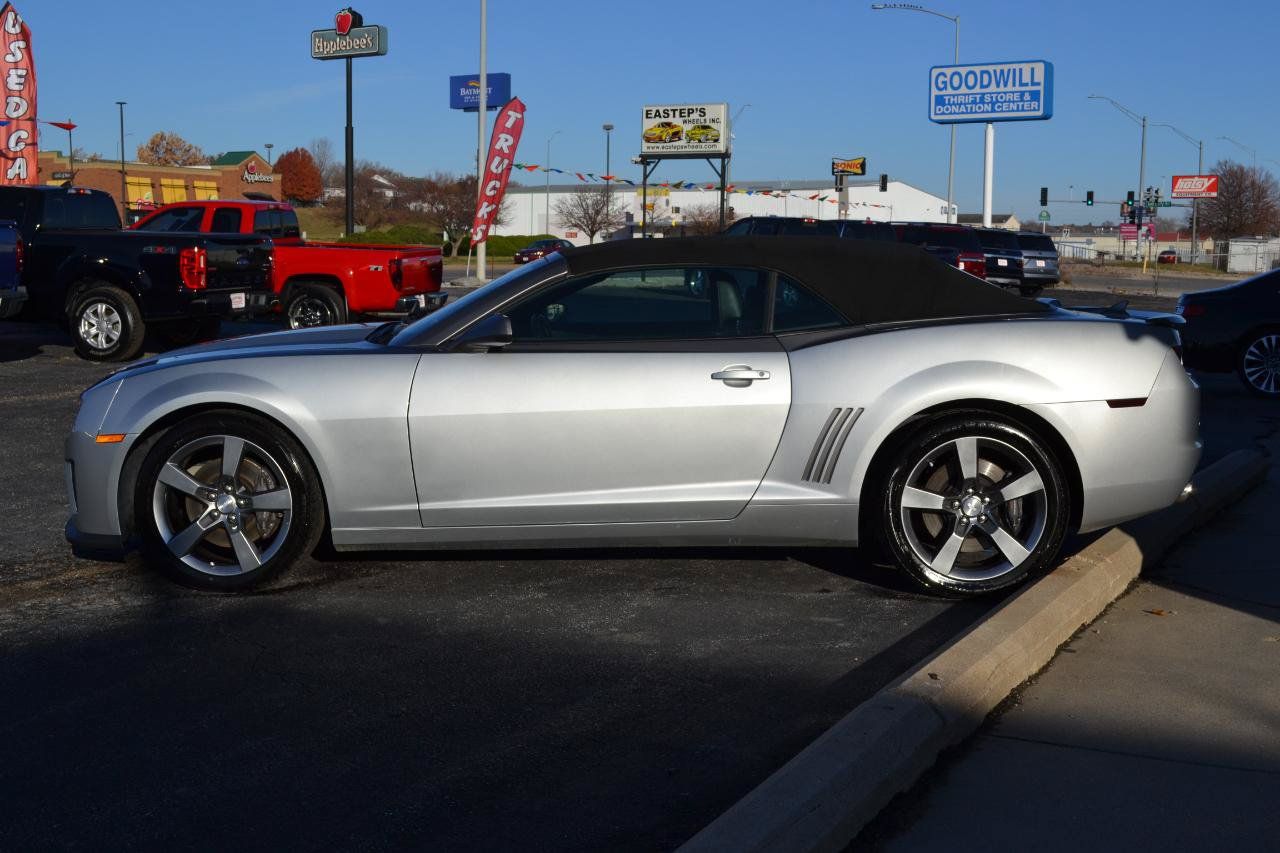 Used 2012 Chevrolet Camaro SS w/ RS Package RWD image 4
