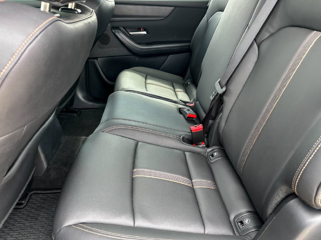 Used 2025 MAZDA CX-90 3.3 Turbo w/ Select Package AWD/4WD image 18
