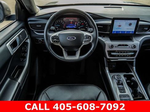 Used 2024 Ford Explorer XLT w/ Equipment Group 202A image 25