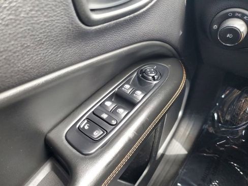 Certified 2018 Jeep Compass Limited w/ Navigation Group image 30