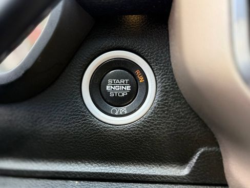 Used 2019 RAM 2500 Laramie w/ Night Edition AWD/4WD image 11