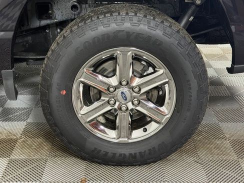 Used 2025 Ford F150 XLT w/ Equipment Group 301A Standard AWD/4WD image 23
