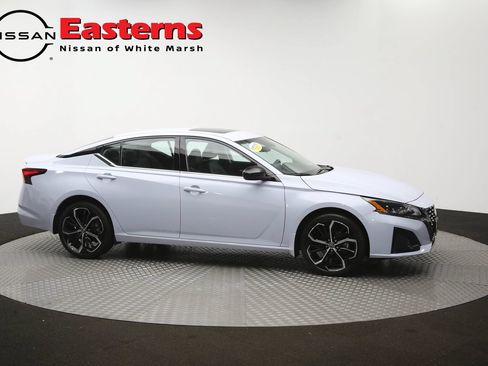 Used 2023 Nissan Altima 2.5 SR AWD/4WD image 47