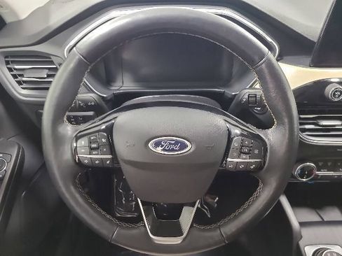 Used 2022 Ford Escape Titanium w/ Titanium Elite Package AWD/4WD image 23