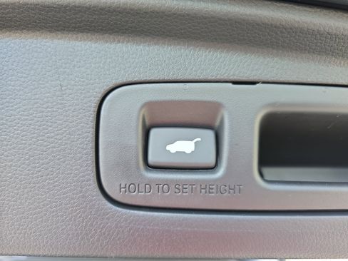 Used 2024 Honda CR-V EX-L image 14