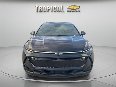New 2026 Chevrolet Equinox EV LT image 8