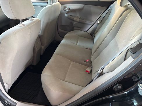 Used 2013 Toyota Corolla L FWD image 17