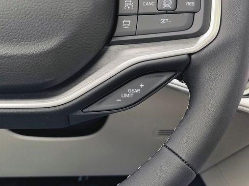 New 2026 Jeep Grand Wagoneer Limited AWD/4WD image 44