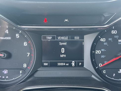 Used 2022 Chevrolet TrailBlazer LT FWD image 21
