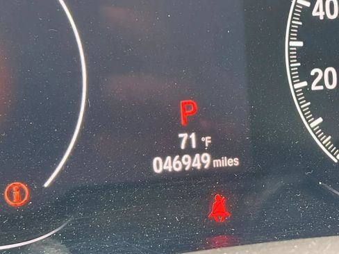 Used 2018 Honda Accord Touring image 3