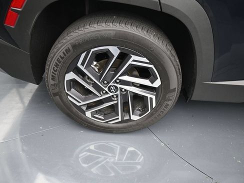 Used 2026 Hyundai Tucson Limited AWD/4WD image 10