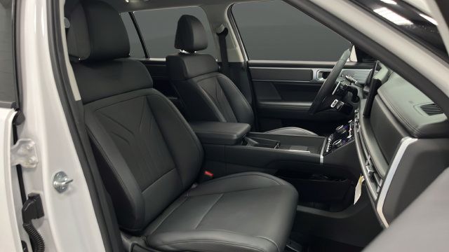 Used 2025 Hyundai Santa Fe XRT AWD/4WD image 24