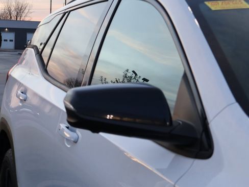 Used 2022 GMC Terrain AT4 w/ Tech Package image 13