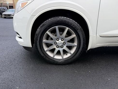 Used 2016 Buick Enclave Leather image 9