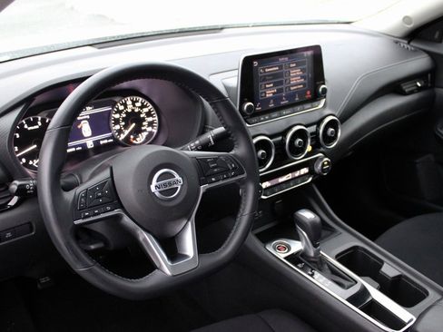 Certified 2021 Nissan Sentra SV image 23