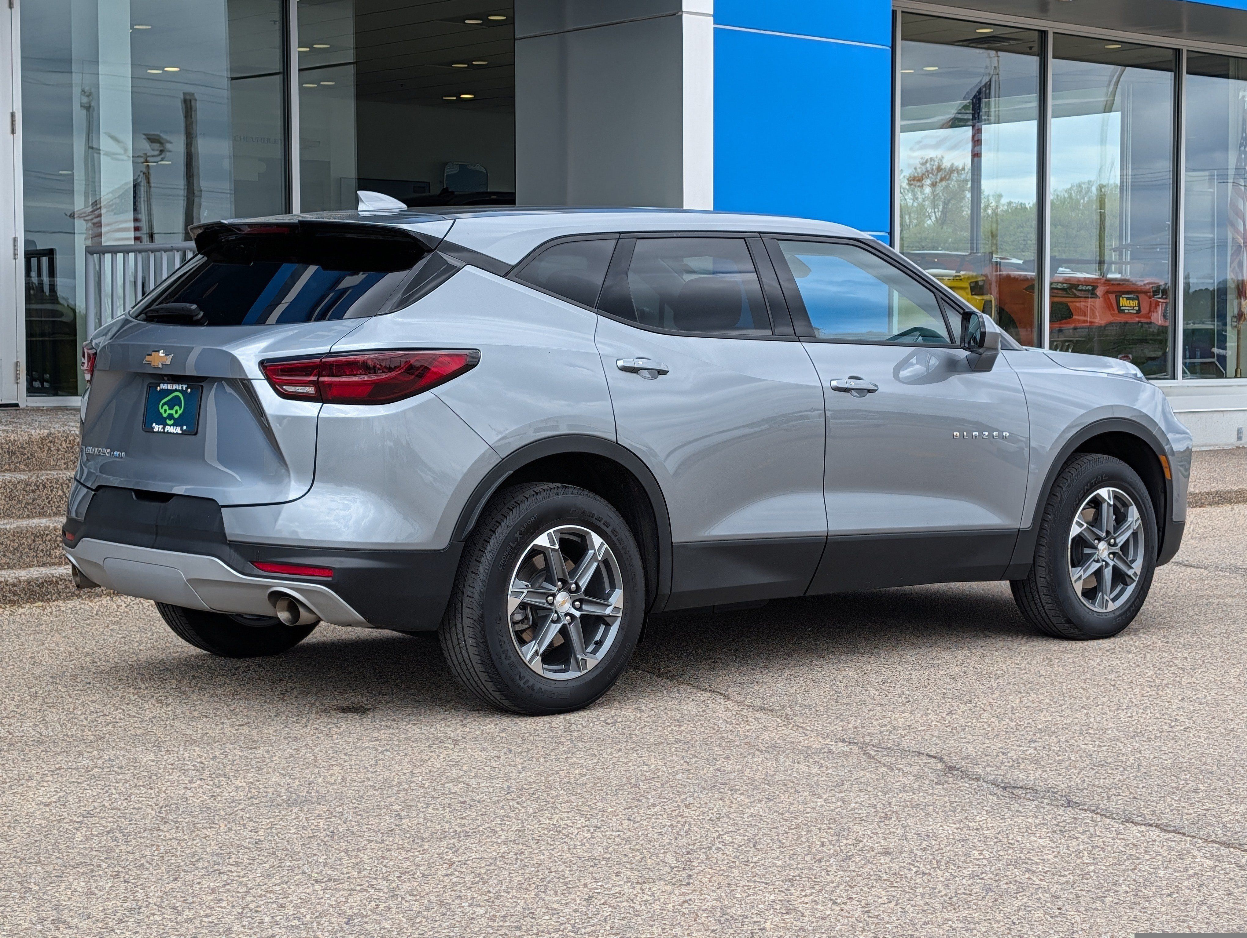 Certified 2025 Chevrolet Blazer LT AWD/4WD image 3