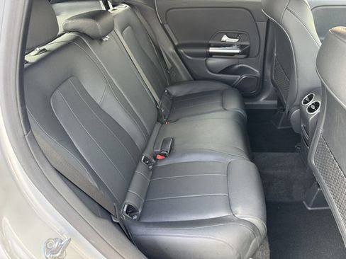 Used 2023 Mercedes-Benz GLA 250 image 8