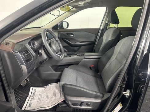 Used 2023 Nissan Rogue SV image 22