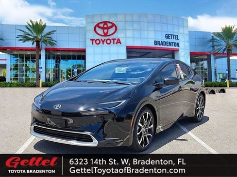 New 2025 Toyota Prius Plug-In Hybrid image 1