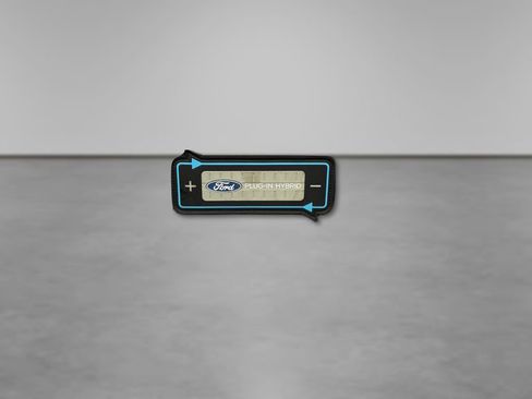 Used 2020 Ford Fusion Energi Titanium image 20