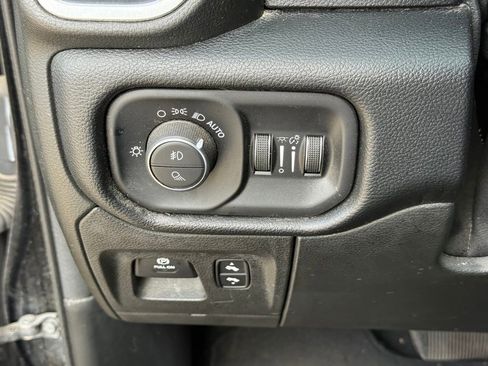 Used 2019 RAM 1500 Big Horn AWD/4WD image 20