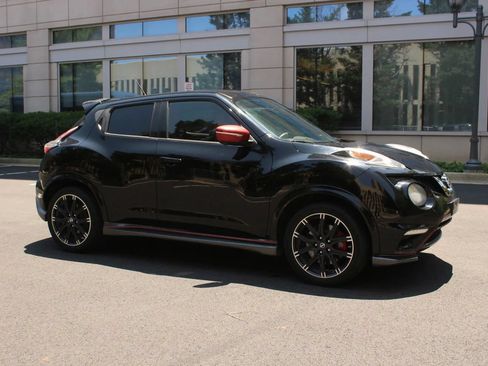 Used 2015 Nissan Juke NISMO RS w/ Interior Illumination Package AWD/4WD image 2