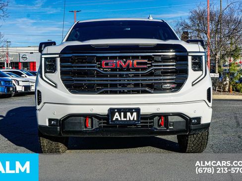 Used 2025 GMC Sierra 1500 AT4 w/ AT4 Preferred Package image 9