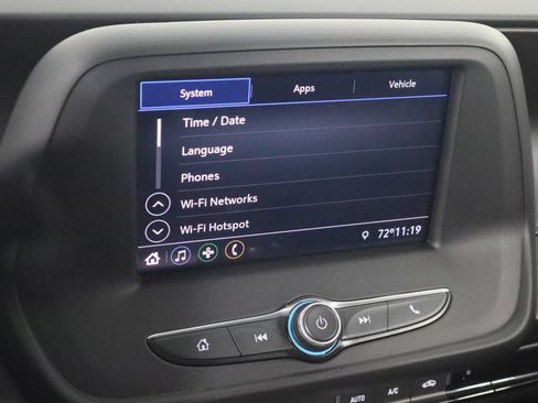 Used 2020 Chevrolet Camaro LS RWD image 30