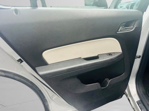 Used 2011 Chevrolet Equinox LS w/ Bluetooth Package FWD image 14
